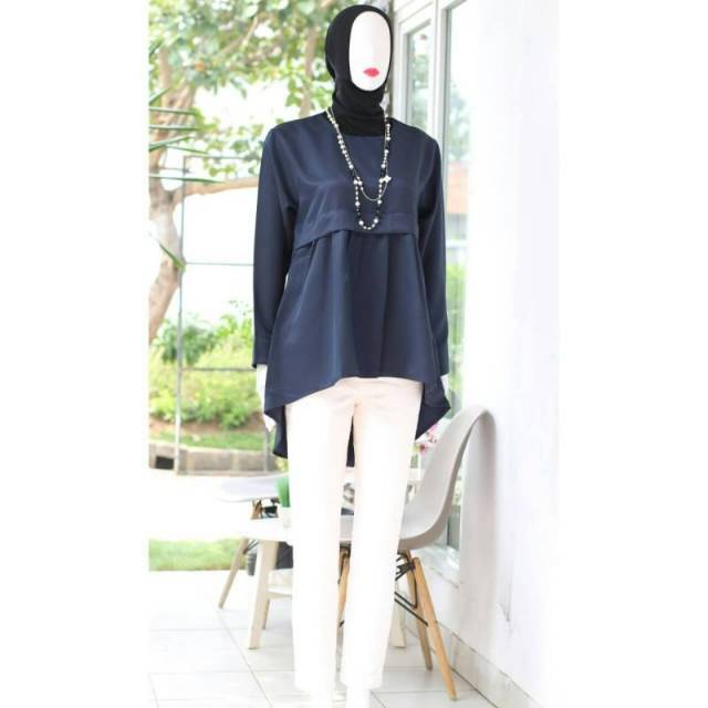 Tunik Aleta lipat tengah