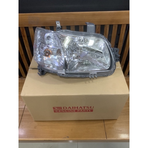 Headlamp lampu depan KANAN Granmax Original 81110-BZ130-001