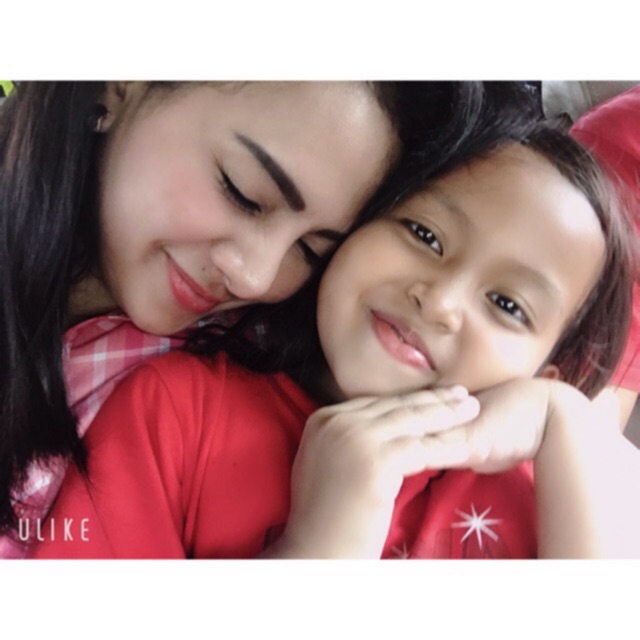 adell1702
