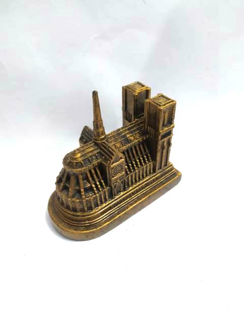 PAJANGAN MINIATUR NOTREDAMEDE PARIS UKURAN 15x10x7 cm BAHAN FIBERGLASS - DEKORASI RUMAH ICON DUNIA