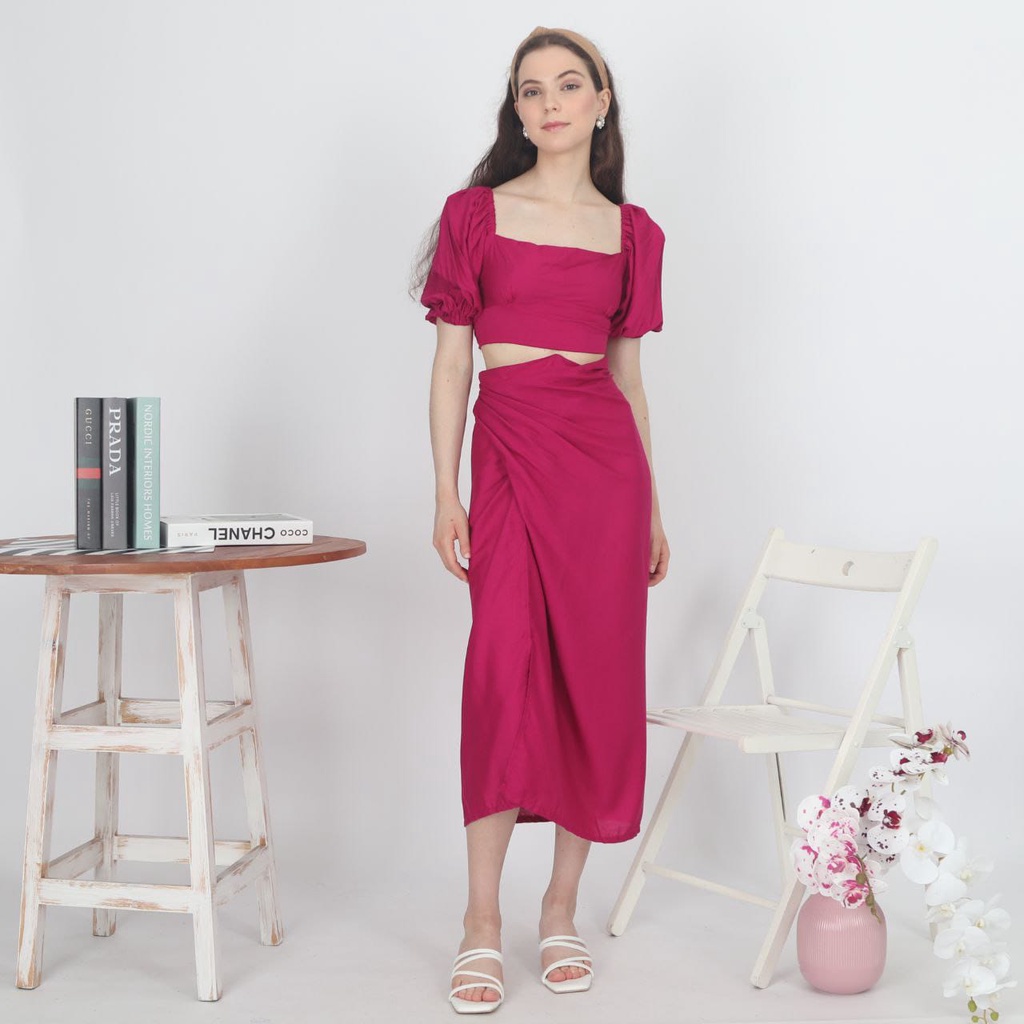 Baju Setelan wanita Crop Rok leher sabrina Kekinian  / Setelan Baju Bali Top Sabrina / Baju wanita k