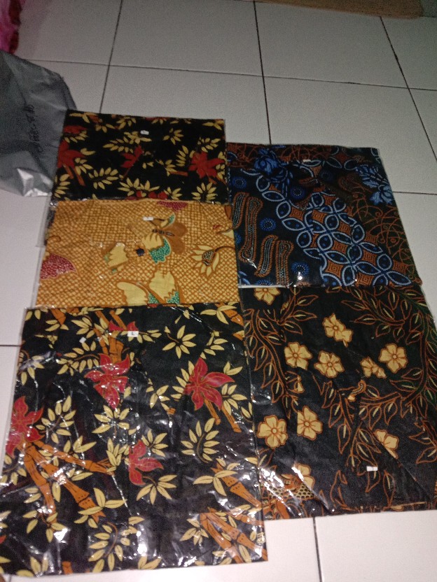 Couple Batik Sepasang Batik Ayuk Pekalongan