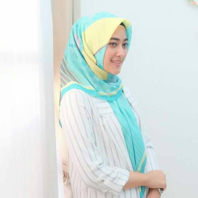 Jilbab motif Saudia