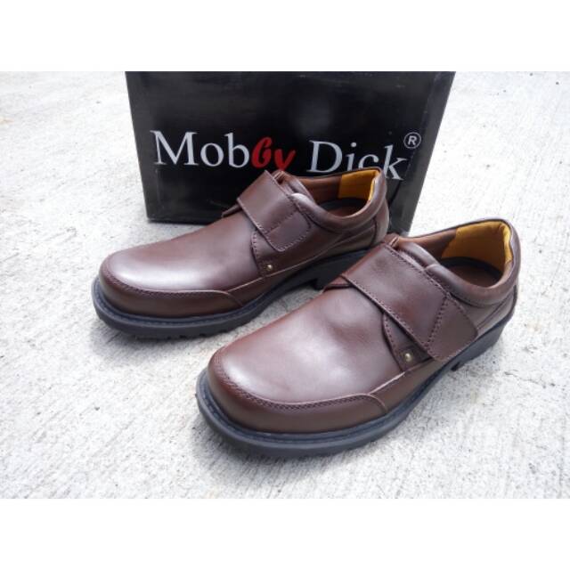 Sepatu kulit moby dick original brand matahari mall