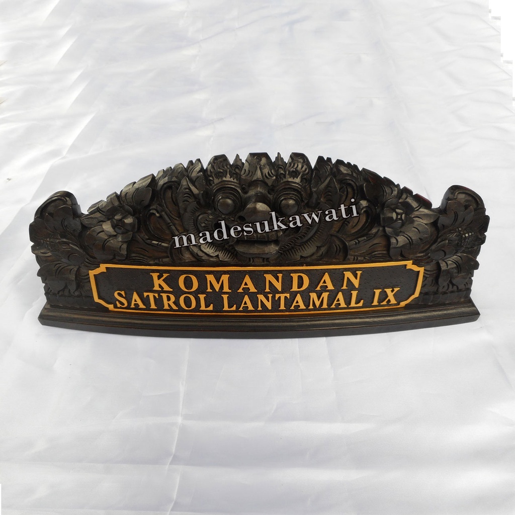 Papan nama name plate meja ukiran barong bali isi tatakan hiasan dekorasi