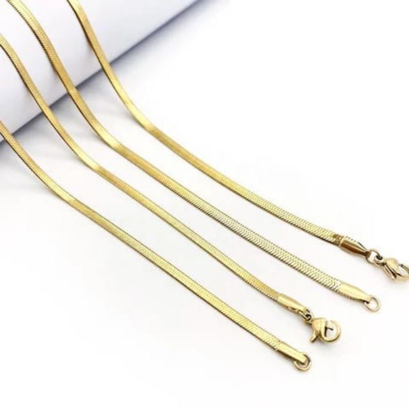 kalung emas titanium pria dan wanita model gepeng terbaru p