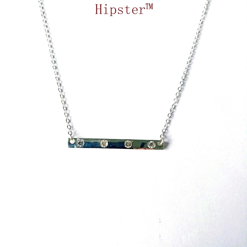 Simple Graceful and Fashionable Ins Light Luxury Elegance Style One-Word Clavicle Chain