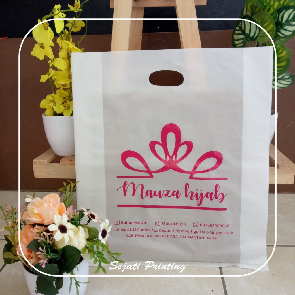 

Plastik Sablon HD Lipat Plong 30x30cm, FREE DESAIN - SEJATIPRINTING