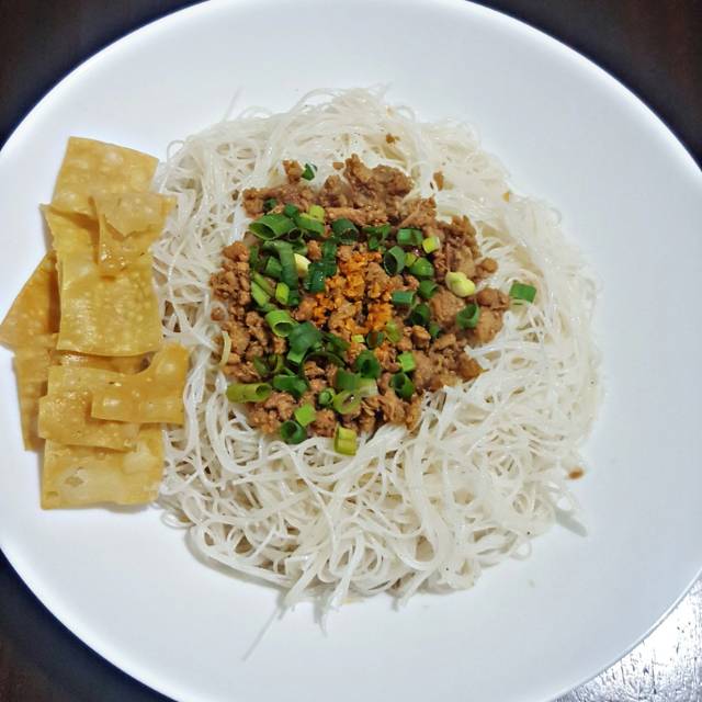 

Bihun Ayam Polos