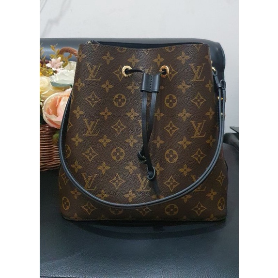 tas selempang lv neo black vvip kulit asli preloved