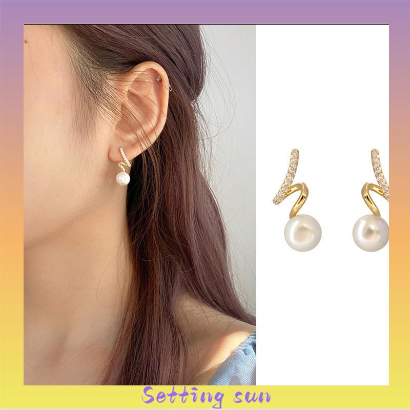 Anting 925 Perak Jarum Ikan Korea Ekor Mutiara 2021 Baru Trendi Elegan Fashion Stud Earrings TN