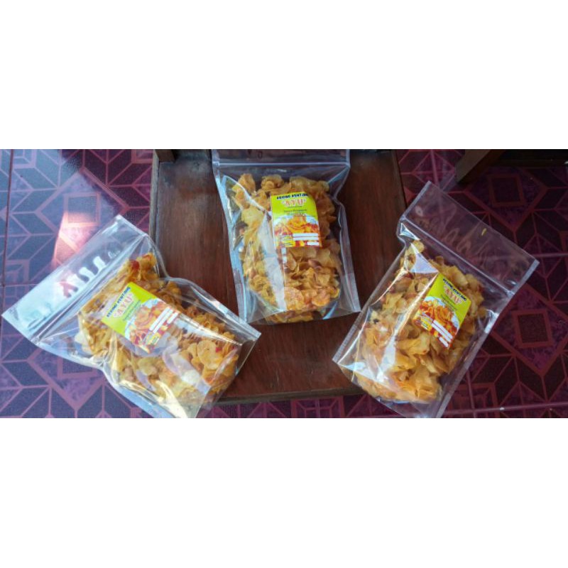 

kering kentang kertang merk ayu bumbu mantap berat 100&250 gram