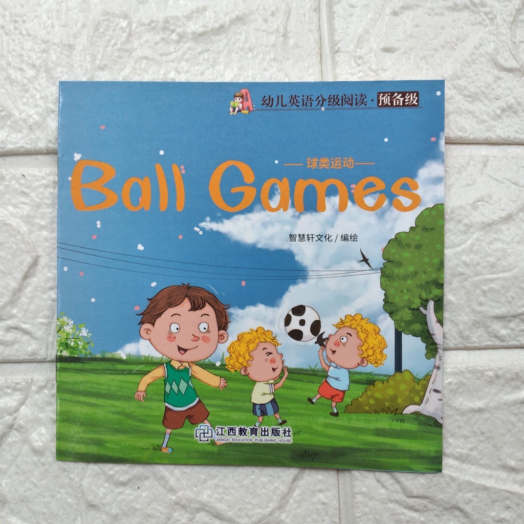 Buku Cerita Anak Import BALL GAMES Paperback Smart Book Bahasa Inggris dan China