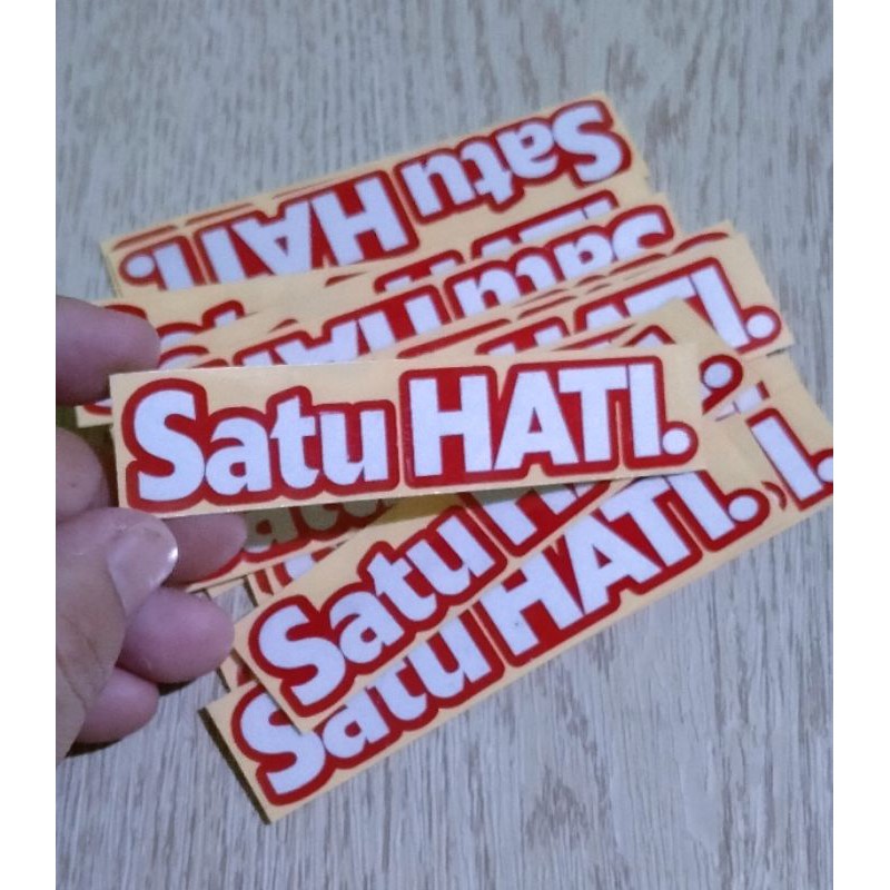 STICKER ONE HEART&HRC CUTTING-Satu hati