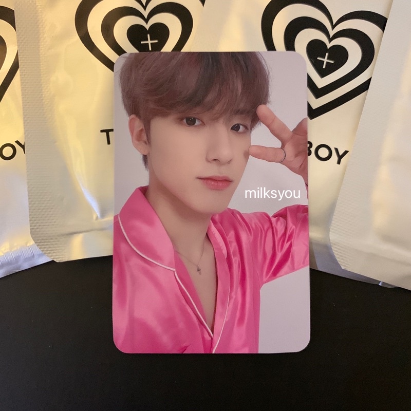 The Boyz Pajama Homekit PC [photocard] Eric