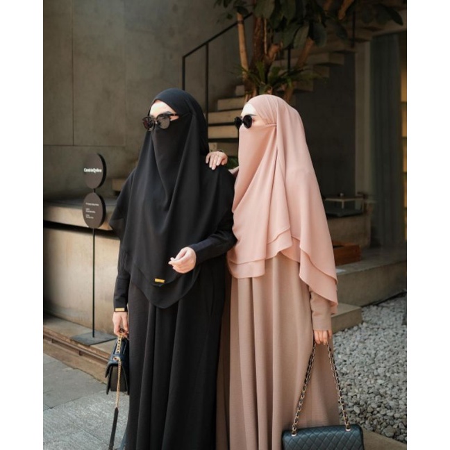 Ameera abaya by alareta / gamis cantik/ abaya hitam/ abaya/ gamis syari