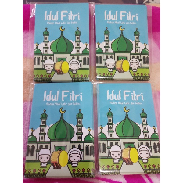 

Amplop lebaran idul Fitri karakter (uang dilipat ) harga 1pak isi 10 Lembar