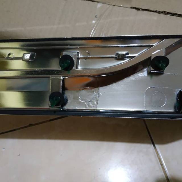 Trunklid innova model ganti