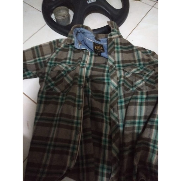 kemeja flanel eiger