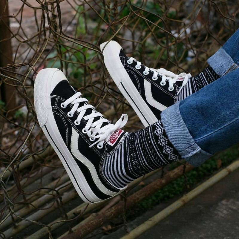 Ventela Public Low Black / Natural Vantela Public Low Original Sepatu Ventela Pablik