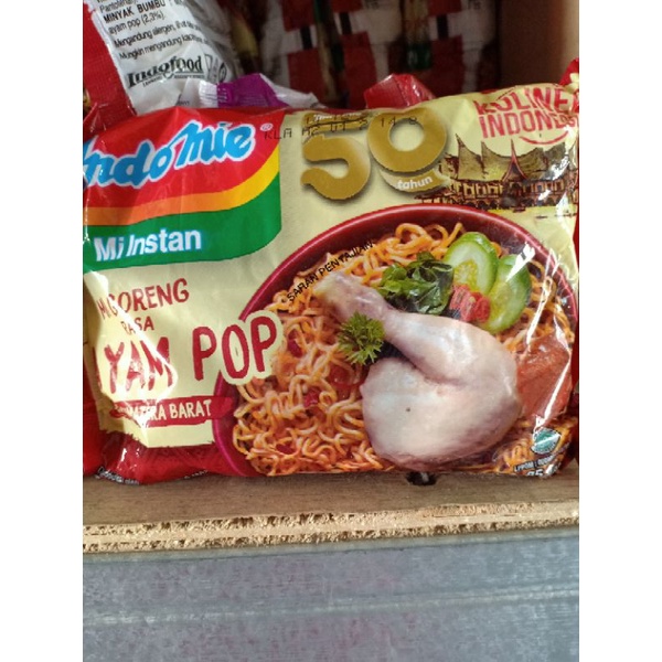 

indomie goreng ayam pop