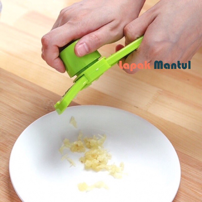 LM-0136 Parutan Pemotong Penghalus Bawang Putih Bawang Merah Jahe Serbaguna