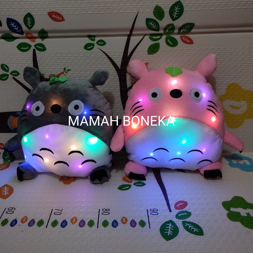 Boneka Totoro / Bantal Totoro Anime Lucu imut dan Gemesin size 30 cm Bisa Nyala Ada Lampu Led nya Mainan Boneka Bantal Tidur/Bantal Sofa