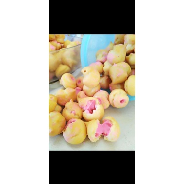 

soes krim strawberry