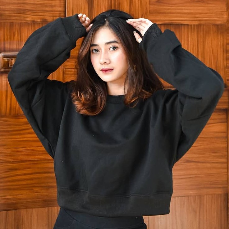 MVP - Oversize Crop - Fashion Wanita Kekinian