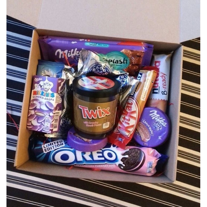 

PURPLE SNACK BOX| HAMPERS WISUDA/kado ultah