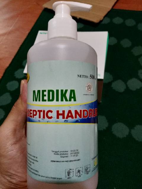 Handrub sanitizer MEDIKA 500 ML Handrub antiseptic MEDIKA Kemasan botol warna putih ada pump putih