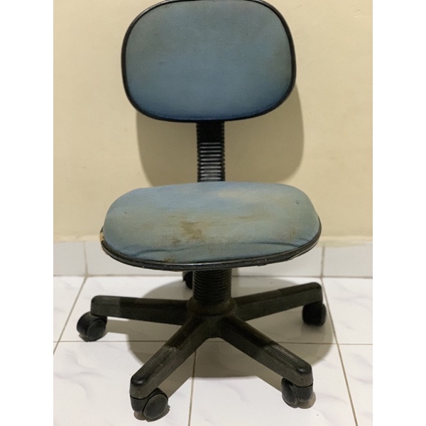 preloved kursi kerja sandaran / bangku bekas pakai / kursi kantor