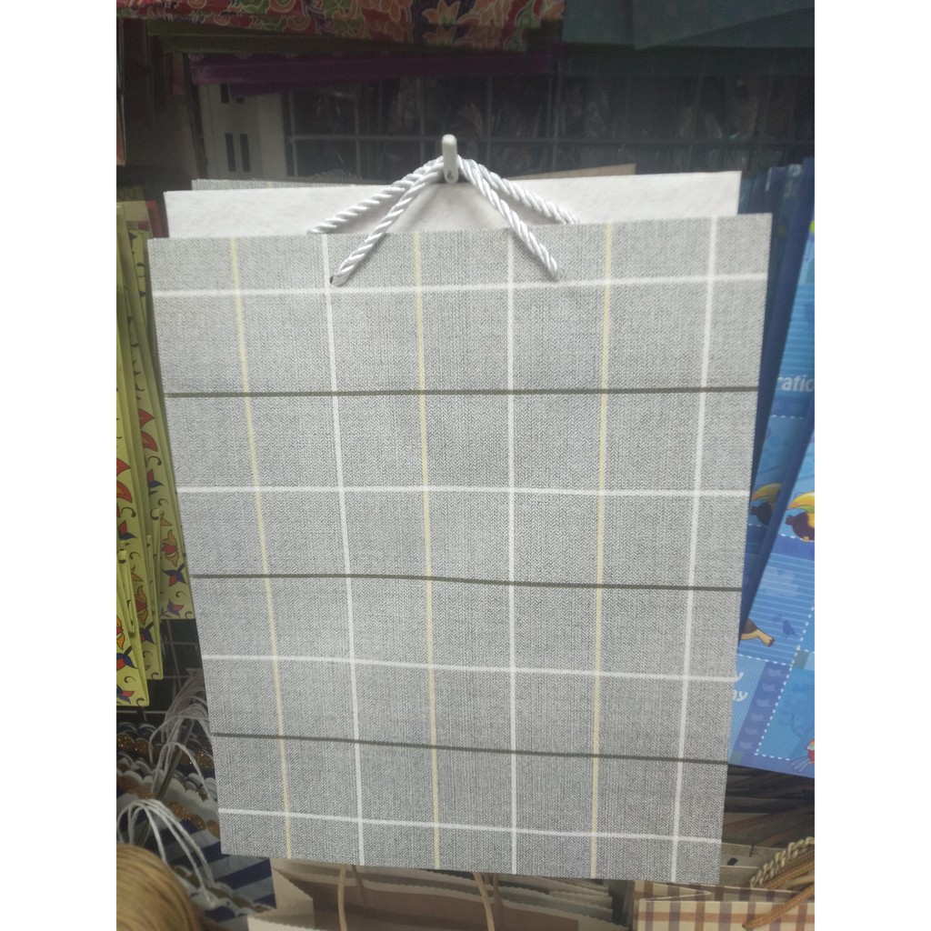

Jagonya Alat Pesta Paper Bag Kuat ramah lingkungan