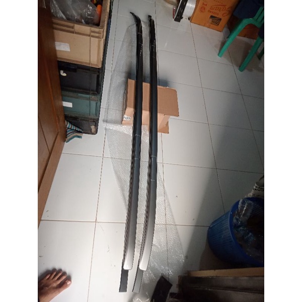 rack roof/roof rail Avanza