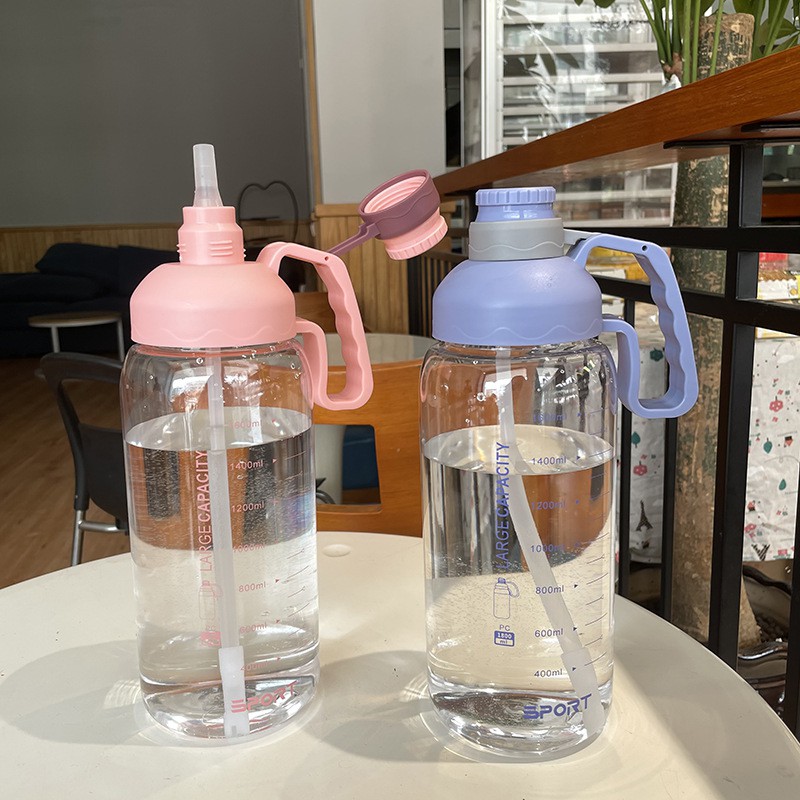 Botol Minum Sport Kapasitas Besar 1800Ml dengan Gagang dan Sedotan