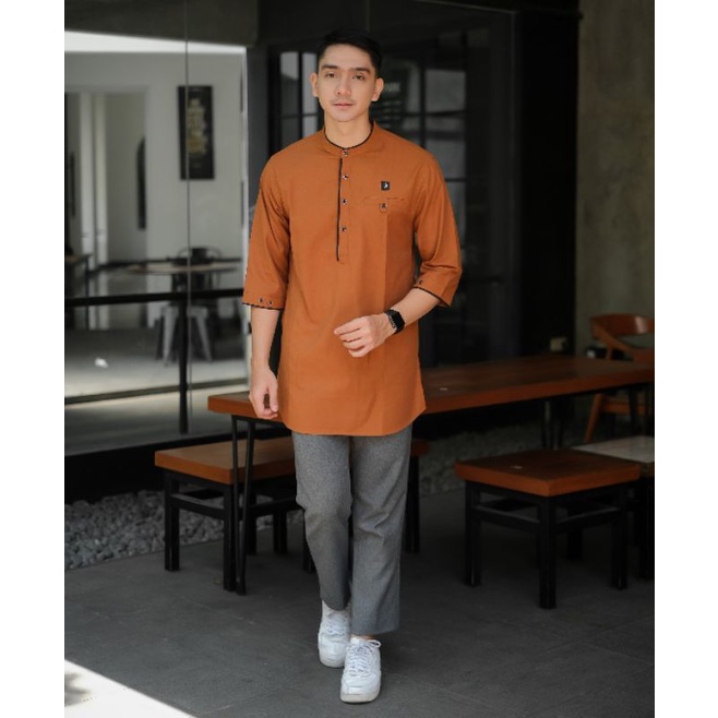 ALANZA kurta tuhfah lengan tiga perempat baju muslim pria koko pakistan lengan tiga perempat warna gold kode KFA 8769