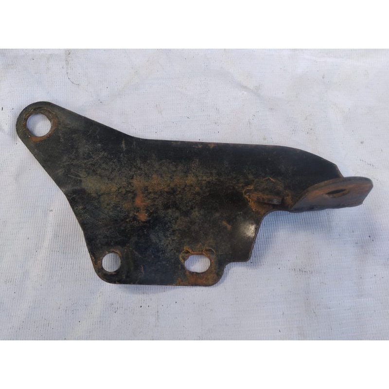 Breket Besi Dudukan Knalpot Plat Pangkon Yamaha Jupiter z Original