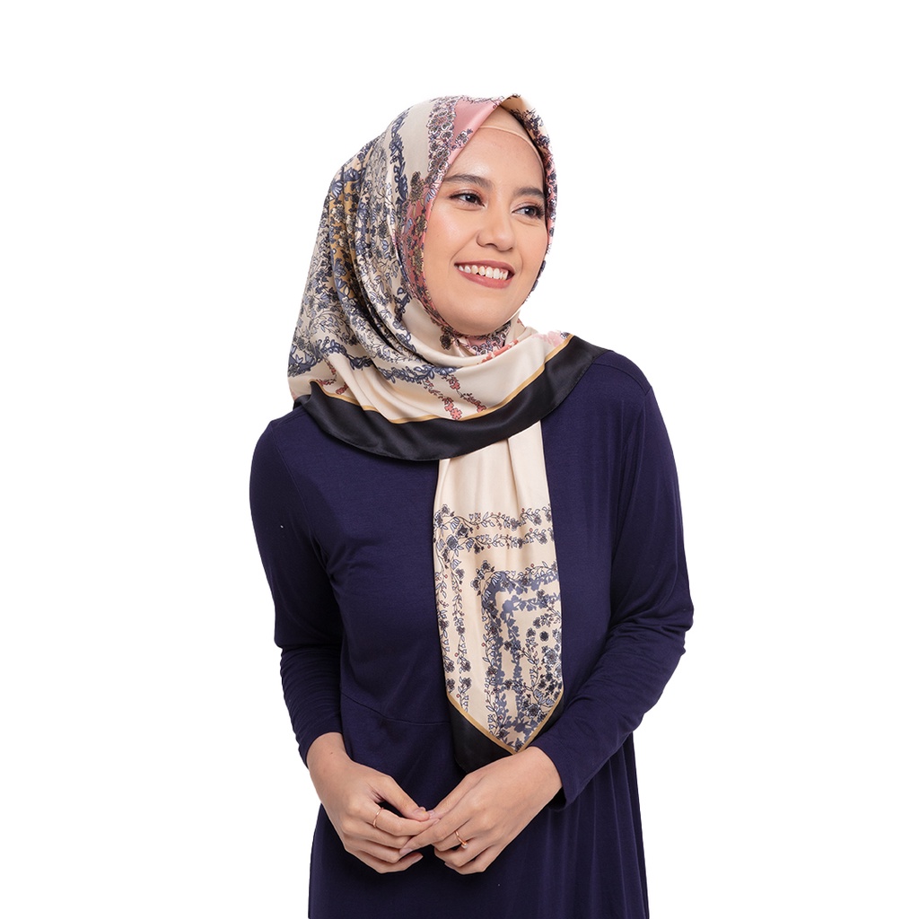 Dauky Hijab Segi Empat Kerudung Salya Series Polysilk 1-Lazida CreamGold