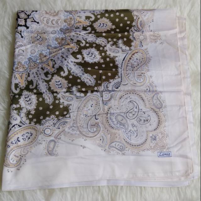 Hijab Kerudung Khimar Segiempat Satin Lamiz
