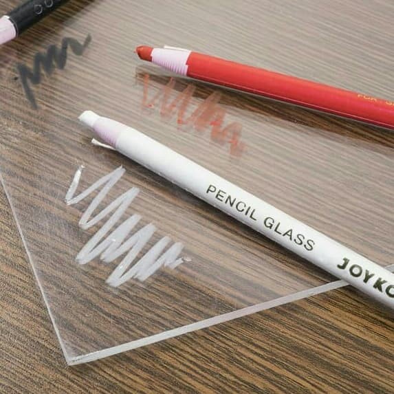 

Gilaa!!! Pencil Glass Pensil Kaca Warna Merah Joyko Pg-100 Red 1 Box 12 Pcs Hot Sale