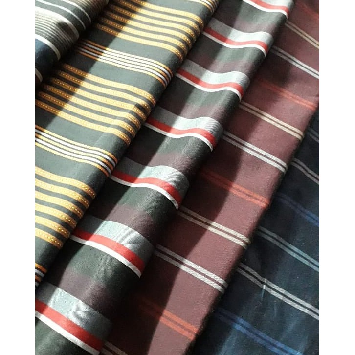 Bahan Kemeja Formal Motif Garis Unik Import