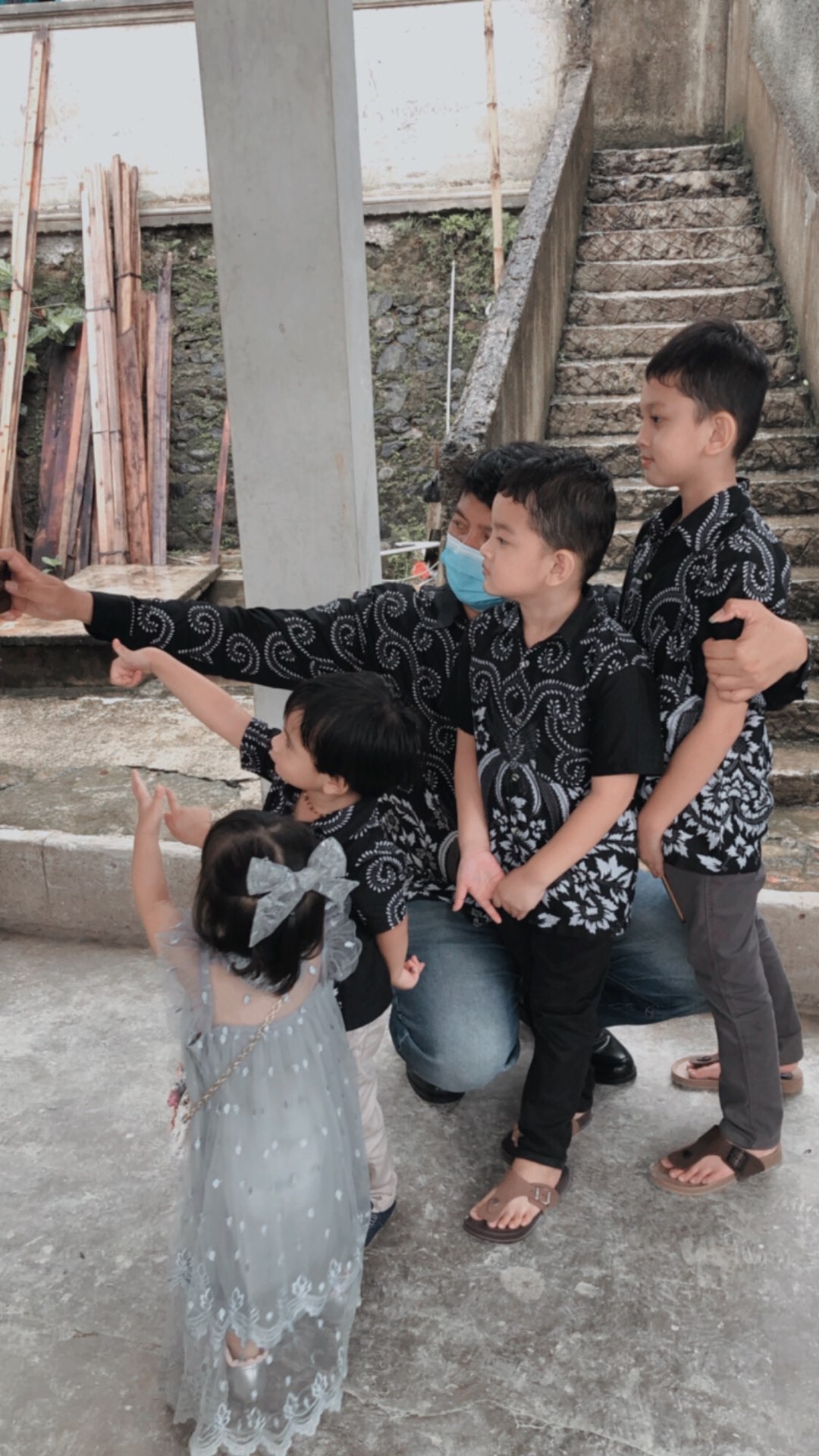 Batik Couple Keluarga Gamis Busui Batik Keluarga Seragam Motif Pari Ngadek Putih