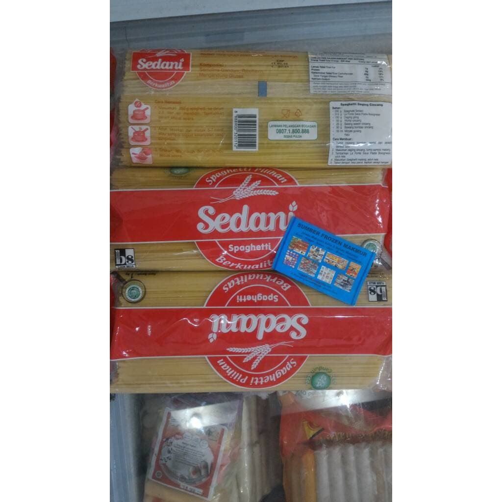 

spageti spaghetti spagheti 1kg sedani. sumber frozen makmur