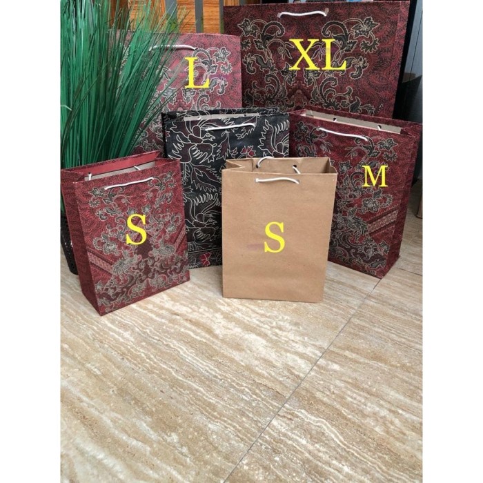 

NEW [HARGA 12 PCS] Paper Bag Batik /Cokelat Polos Grosir /Lusinan Ukuran M - M, Cokelat Polos