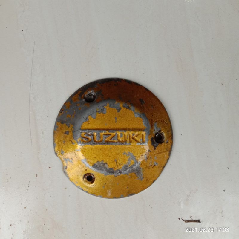 Tutup bak Kanan Suzuki Shogun 110 New R dari Almunium bkn plastik. Orignl. Seken bekas copotan motor