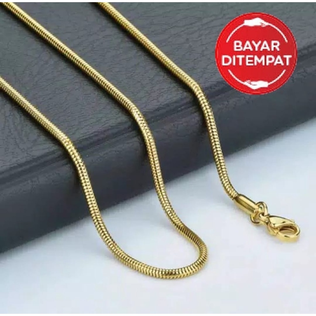 KALUNG TITANIUM HITAM/SILVER/KUNING PRIA DAN WANITA MODEL BULAT/GEPENG/KOTAK TERLARIS TERMURAH