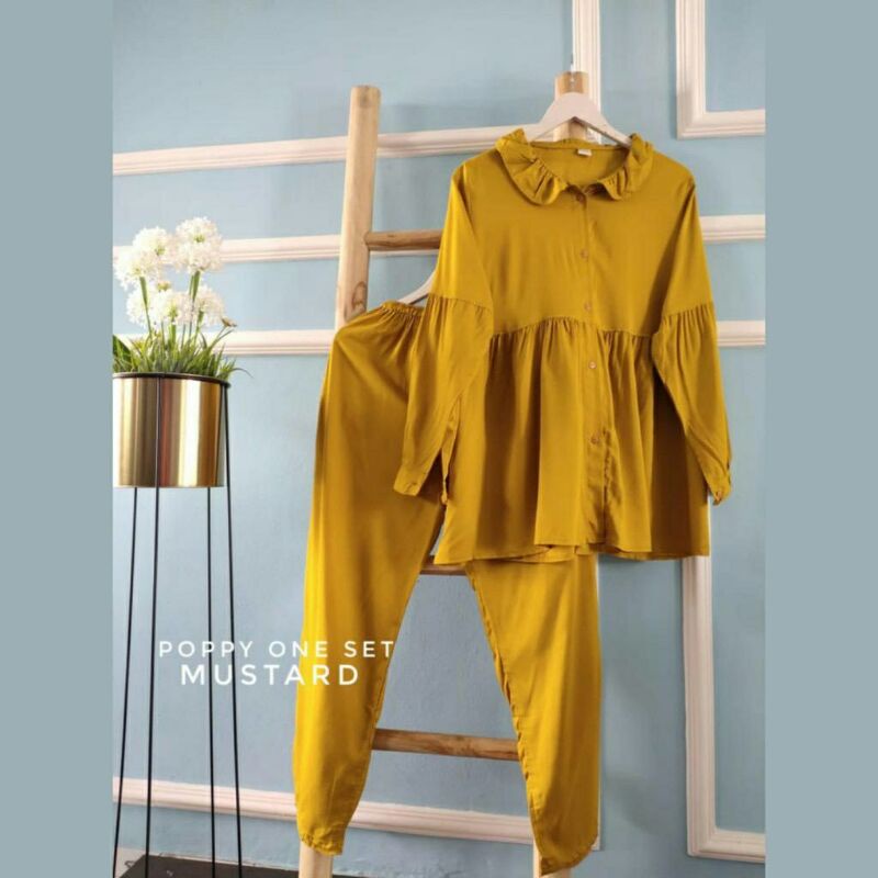 ONE SET POLOS I SETELAN PIYAMA AMANDA-Mustard