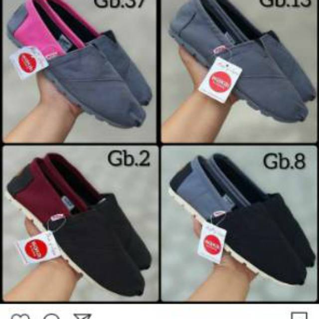 SEPATU WAKAI SLIP ON DEWASA PRIA WANITA