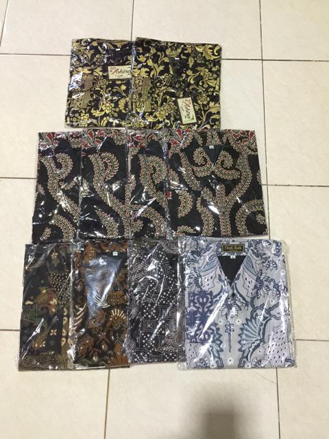Kemeja Batik Prakasita Kuncoro Merah Batik Solo Halus Full Furing Seragam Batik