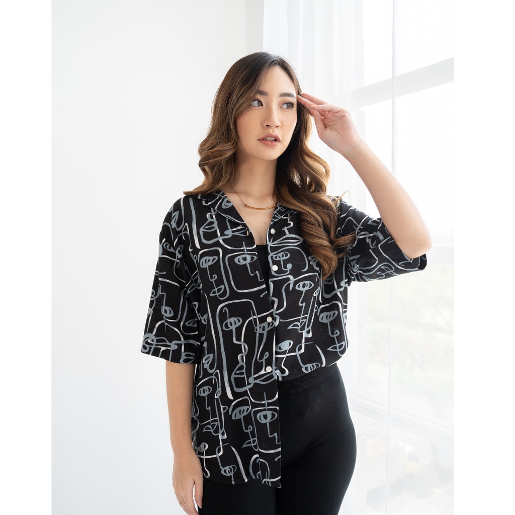 SeoSeo Women Korean Oversized Summer Shirt | Kemeja Wanita Motif Hawaiian Printing Warna Hitam Bercorak